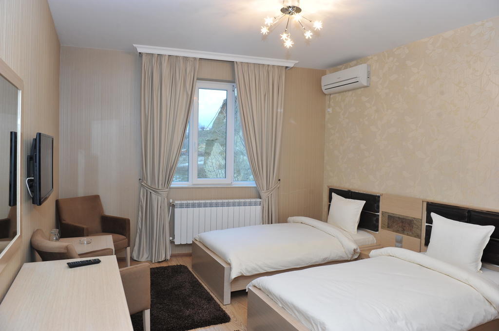 Eros Motel Sandanski Zewnętrze zdjęcie
