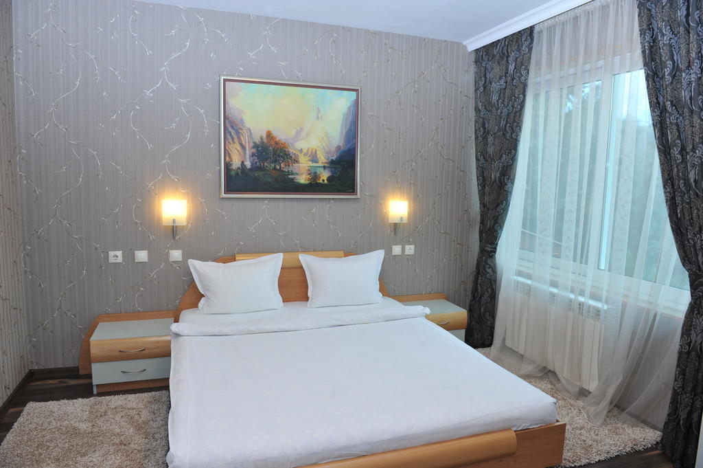 Eros Motel Sandanski Zewnętrze zdjęcie